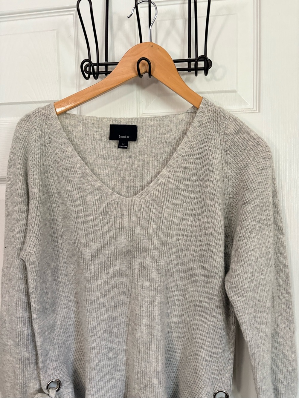 Light Gray V-Neck Tie-Hem Sweater - Picture 2 of 7